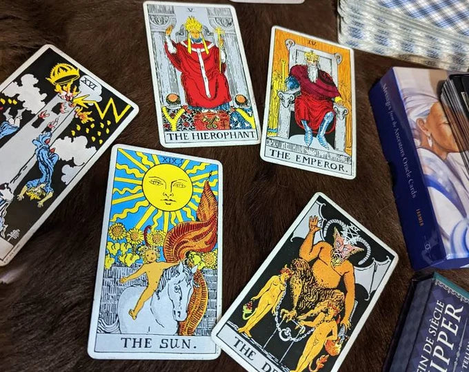 One topic Tarot reading
