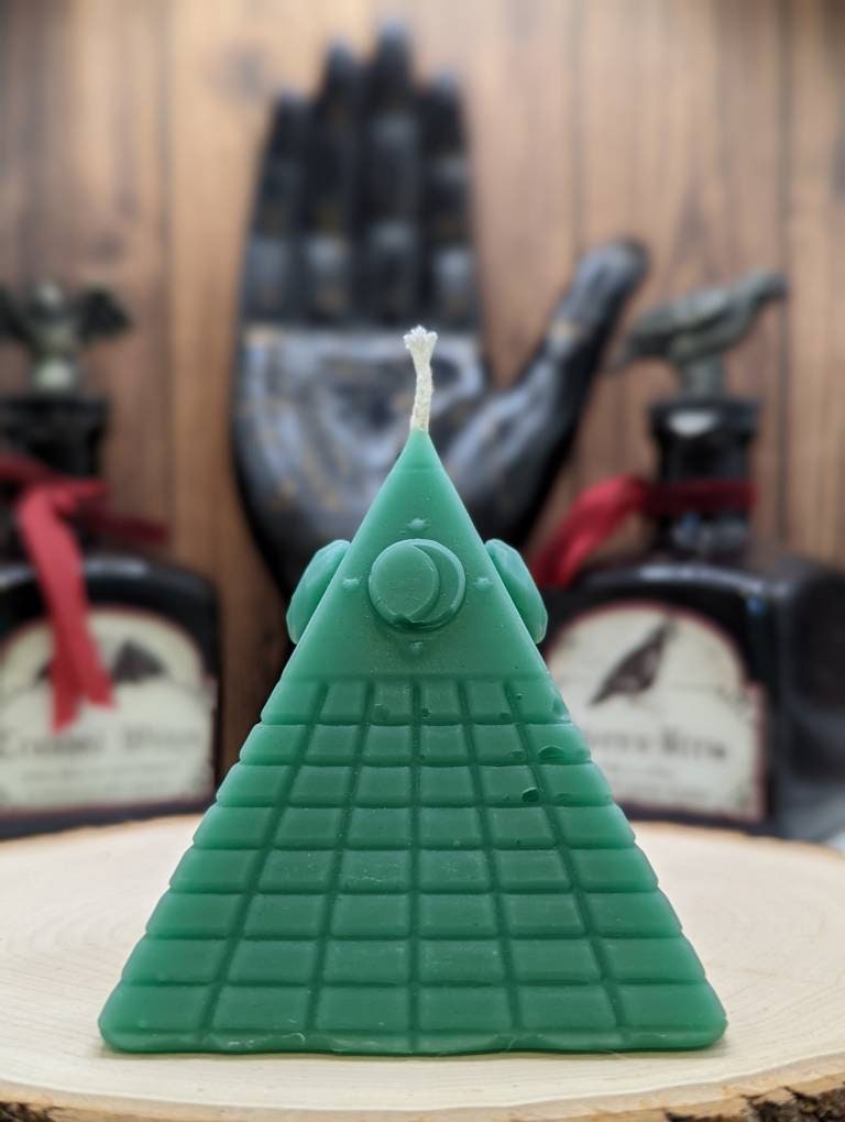 Pyramid Candle Beeswax