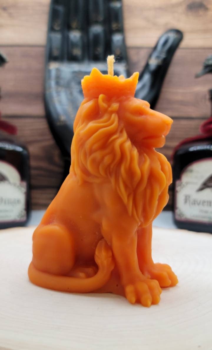 Lion candle