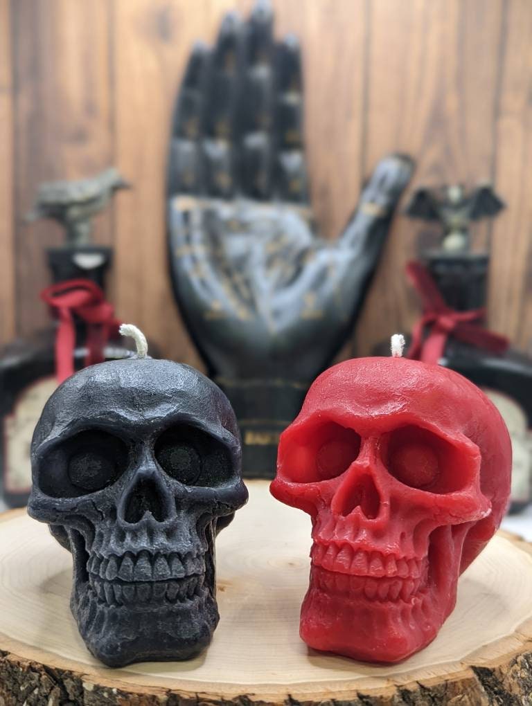 Skull Beeswax Candle