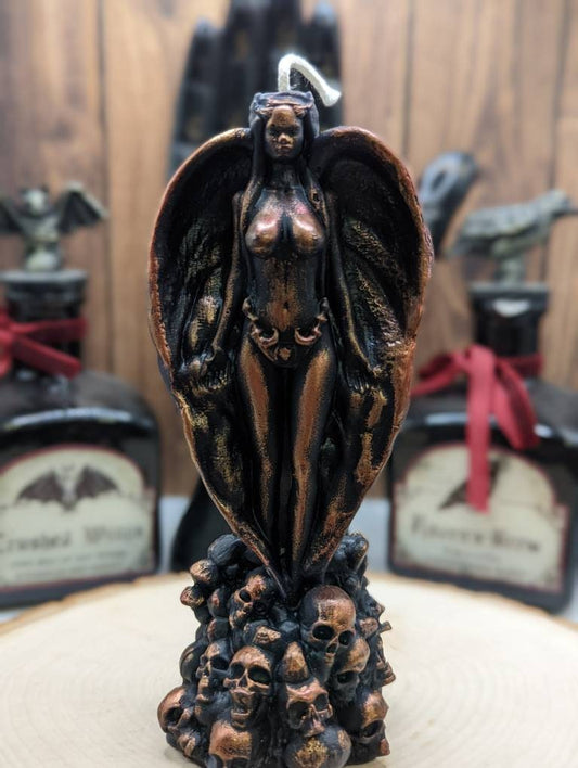 Lilith beeswax candle